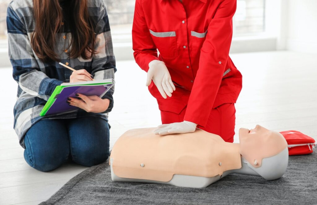Rescue-Dent Kursy medyczne, Pierwsza pomoc, Szkolenia dla asystentek i higienistek stomatologicznych